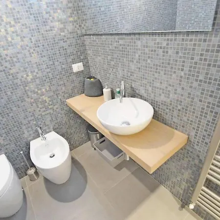 Keys Of Italy - Albero 15 Small - Train Station For Couples 2nd Floor Apartment Florence