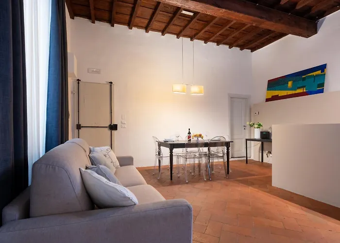 Keys Of Italy - Albero 15 - Big And Small By Train Station 2nd Floor Apartament